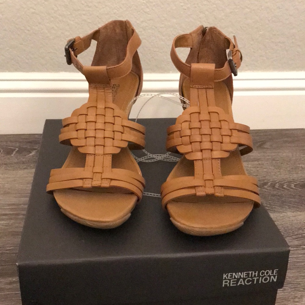 Kenneth Cole Reaction wedge sandals
